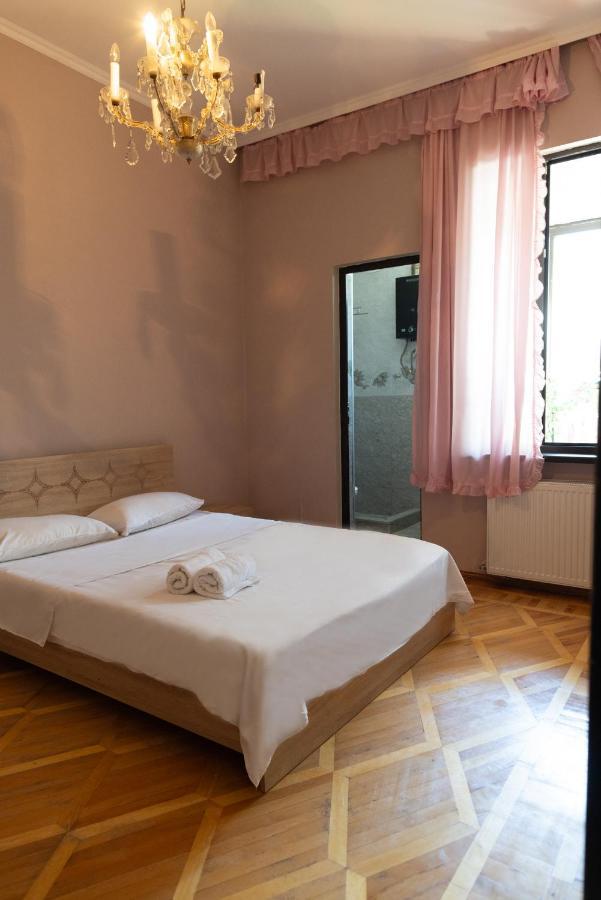 Wine House Hotel Tbilisi Ngoại thất bức ảnh