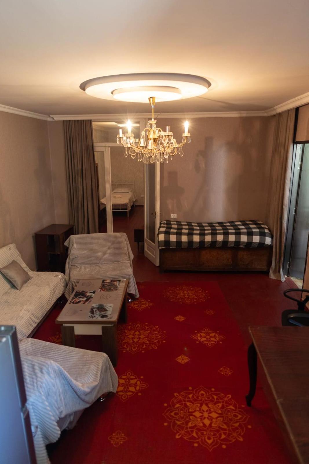 Wine House Hotel Tbilisi Ngoại thất bức ảnh