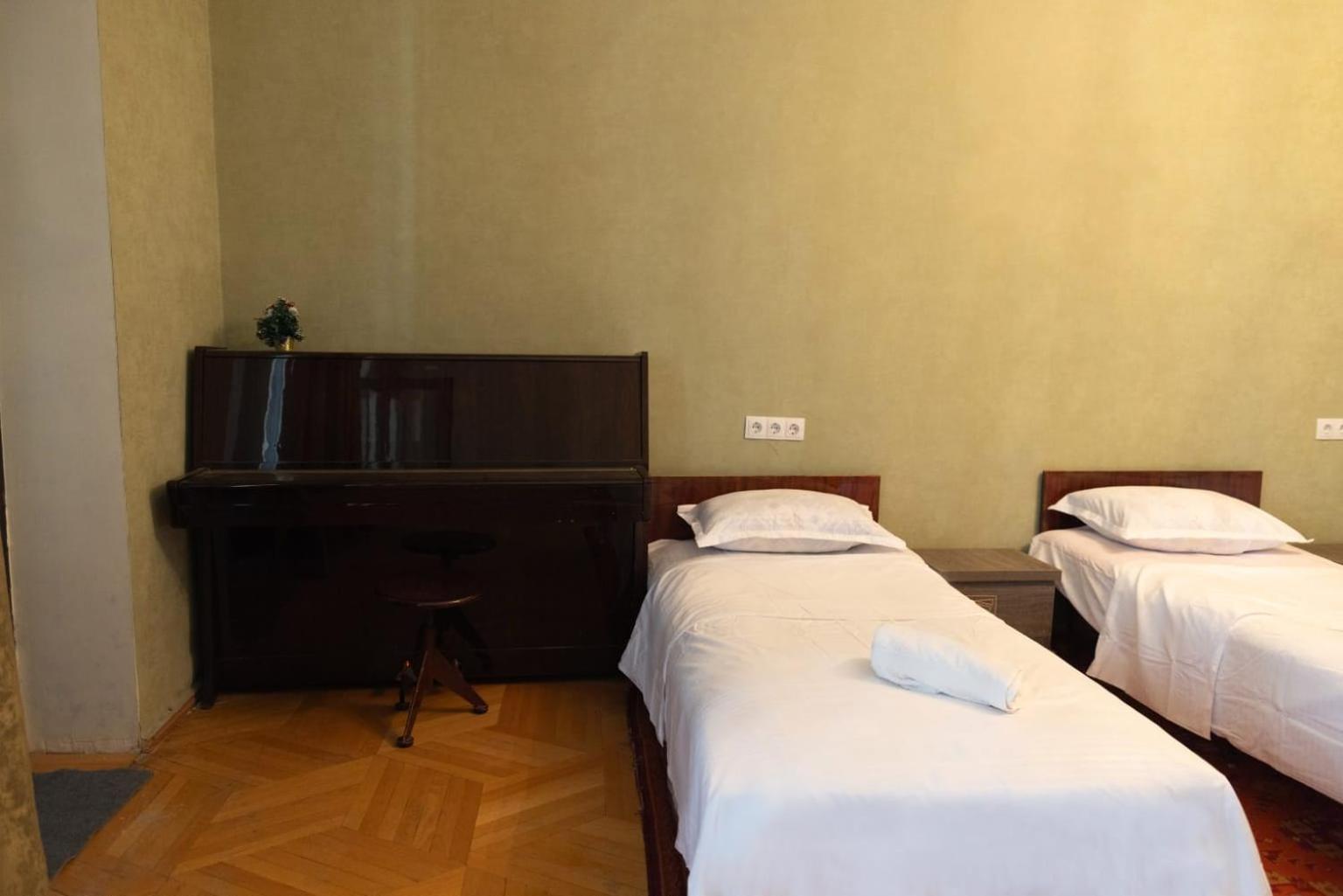 Wine House Hotel Tbilisi Ngoại thất bức ảnh