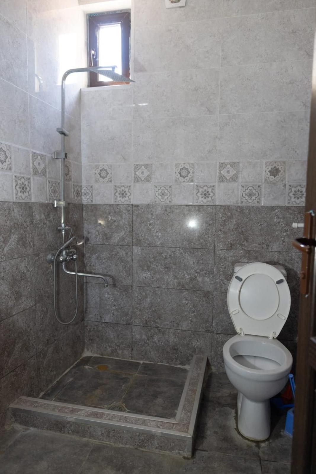 Wine House Hotel Tbilisi Ngoại thất bức ảnh