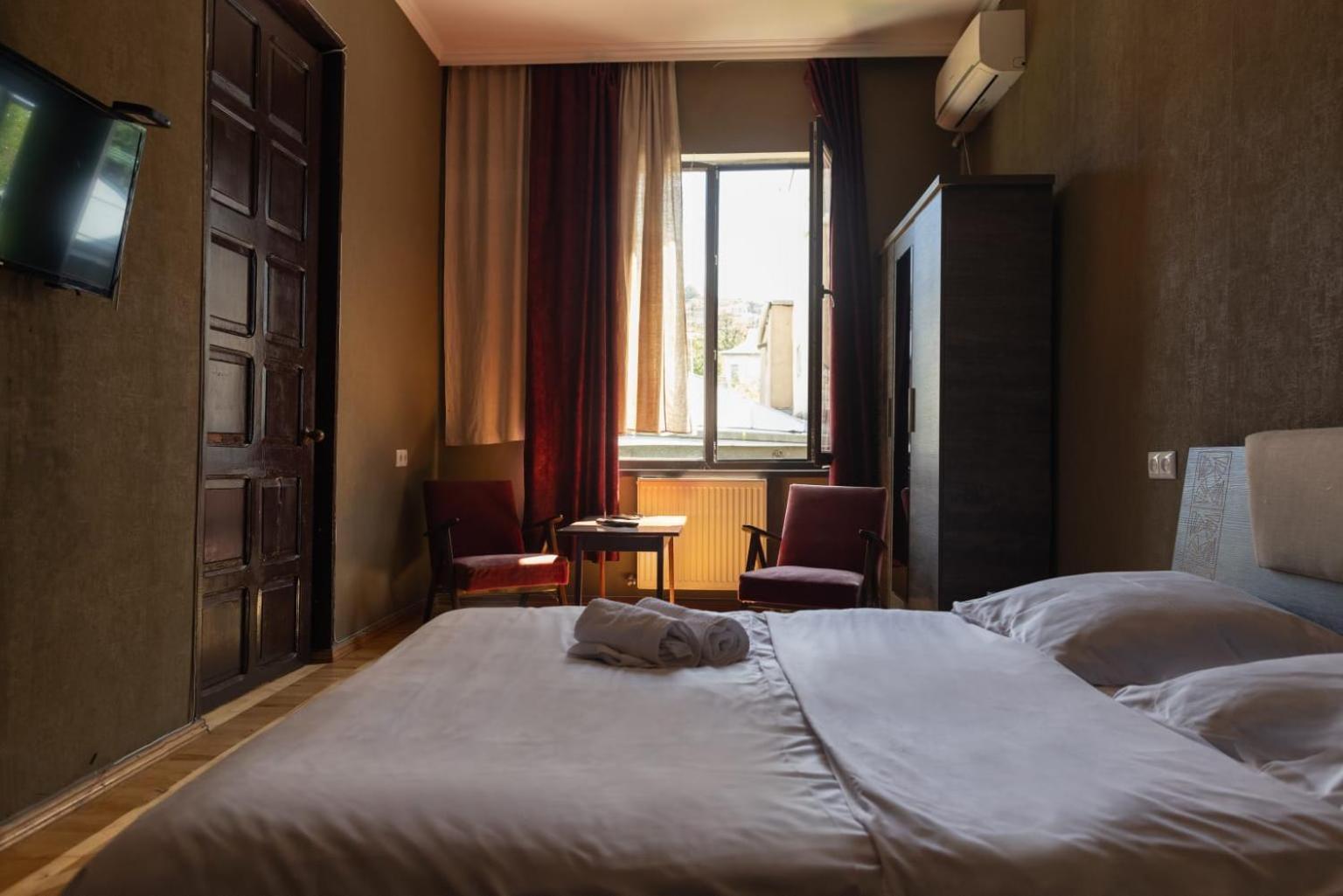 Wine House Hotel Tbilisi Ngoại thất bức ảnh